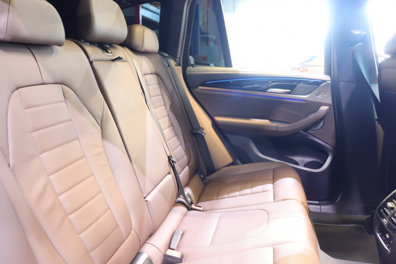 アルピナ XD3 ｵｰﾙﾗｯﾄﾞ　ﾄﾞﾗｲﾋﾞﾝｸﾞｱｼｽﾄﾌﾟﾗｽ ﾌﾞﾗｳﾝﾚｻﾞｰｼｰﾄ 全席ｼｰﾄﾋｰﾀｰ ﾗﾝﾊﾞｰS 高性能ﾌﾞﾚｰｷ ﾋﾟｱﾉﾌﾞﾗｯｸｲﾝﾃﾘｱ ﾊﾟﾉﾗﾏｻﾝﾙｰﾌ 第6世代iDriveﾅﾋﾞ ﾌﾙｾｸﾞTV harman/kardon ﾍｯﾄﾞｱｯﾌﾟD 360°ｶﾒﾗ  ｽﾃｱﾘﾝｸﾞﾋｰﾀｰ 専用ｴｱﾛ&20AW　2年保証