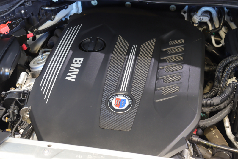 アルピナ XD3 ｵｰﾙﾗｯﾄﾞ　ﾄﾞﾗｲﾋﾞﾝｸﾞｱｼｽﾄﾌﾟﾗｽ ﾌﾞﾗｳﾝﾚｻﾞｰｼｰﾄ 全席ｼｰﾄﾋｰﾀｰ ﾗﾝﾊﾞｰS 高性能ﾌﾞﾚｰｷ ﾋﾟｱﾉﾌﾞﾗｯｸｲﾝﾃﾘｱ ﾊﾟﾉﾗﾏｻﾝﾙｰﾌ 第6世代iDriveﾅﾋﾞ ﾌﾙｾｸﾞTV harman/kardon ﾍｯﾄﾞｱｯﾌﾟD 360°ｶﾒﾗ  ｽﾃｱﾘﾝｸﾞﾋｰﾀｰ 専用ｴｱﾛ&20AW　2年保証