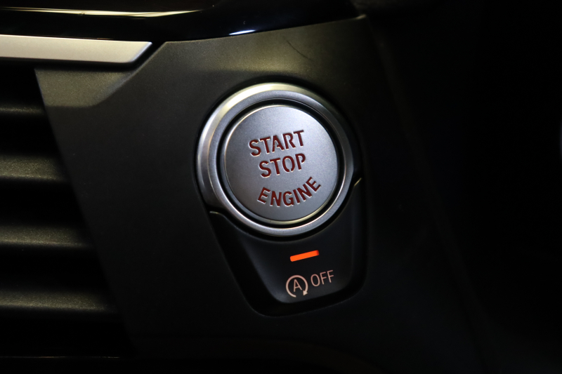 アルピナ XD3 ｵｰﾙﾗｯﾄﾞ　ﾄﾞﾗｲﾋﾞﾝｸﾞｱｼｽﾄﾌﾟﾗｽ ﾌﾞﾗｳﾝﾚｻﾞｰｼｰﾄ 全席ｼｰﾄﾋｰﾀｰ ﾗﾝﾊﾞｰS 高性能ﾌﾞﾚｰｷ ﾋﾟｱﾉﾌﾞﾗｯｸｲﾝﾃﾘｱ ﾊﾟﾉﾗﾏｻﾝﾙｰﾌ 第6世代iDriveﾅﾋﾞ ﾌﾙｾｸﾞTV harman/kardon ﾍｯﾄﾞｱｯﾌﾟD 360°ｶﾒﾗ  ｽﾃｱﾘﾝｸﾞﾋｰﾀｰ 専用ｴｱﾛ&20AW　2年保証