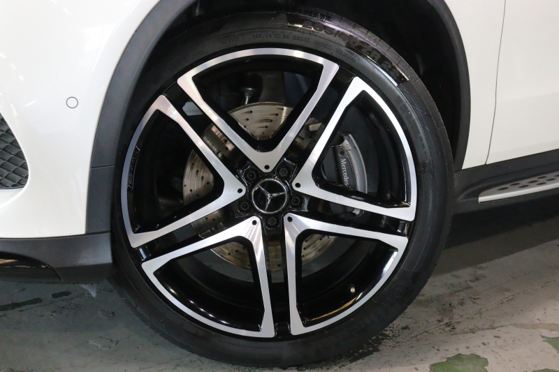 AMG GLE GLE43 4MATIC ｸｰﾍﾟ ﾚｰﾀﾞｰSP　左ﾊﾝﾄﾞﾙ 黒ﾅｯﾊﾟ革 ﾊﾟﾉﾗﾏｻﾝﾙｰﾌ 8ｲﾝﾁﾜｲﾄﾞﾅﾋﾞ CarPlay ﾌﾙｾｸﾞTV harman/kardonｻｳﾝﾄﾞ LEDﾍｯﾄﾞﾗｲﾄ ACC 360ｶﾒﾗ ｷｰﾚｽｺﾞｰ 自動ﾘｱｹﾞｰﾄ ｴｱﾏﾁｯｸｻｽﾍﾟﾝｼｮﾝ AMGｴｱﾛ&22ｲﾝﾁAW　2年保証