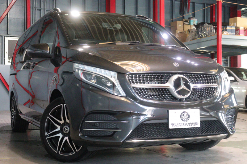 メルセデスベンツ Vクラス V260 ｱﾊﾞﾝｷﾞｬﾙﾄﾞ ﾛﾝｸﾞ AMGﾗｲﾝ ｴｸｽｸﾙｰｼﾌﾞｼｰﾄPKG ﾚｰﾀﾞｰSP　105台限定 黒革 ﾊﾟﾉﾗﾏｻﾝﾙｰﾌ 8.4ｲﾝﾁﾜｲﾄﾞﾅﾋﾞ Burmesterｻｳﾝﾄﾞ Carrozeriaﾘｱﾓﾆﾀｰ 2列目ｴｸｽｸﾙｰｼﾌﾞｼｰﾄ ｼｰﾄﾋｰﾀｰ ﾍﾞﾝﾁﾚｰﾀｰ ﾏｯｻｰｼﾞ 冷蔵庫付ｾﾝﾀｰｺﾝｿｰﾙ　2年保証