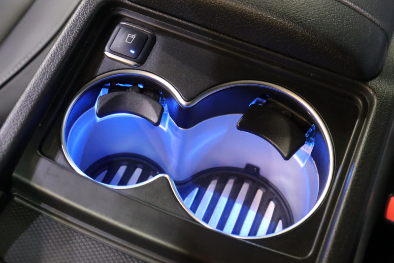 メルセデスベンツ Vクラス V260 ｱﾊﾞﾝｷﾞｬﾙﾄﾞ ﾛﾝｸﾞ AMGﾗｲﾝ ｴｸｽｸﾙｰｼﾌﾞｼｰﾄPKG ﾚｰﾀﾞｰSP　105台限定 黒革 ﾊﾟﾉﾗﾏｻﾝﾙｰﾌ 8.4ｲﾝﾁﾜｲﾄﾞﾅﾋﾞ Burmesterｻｳﾝﾄﾞ Carrozeriaﾘｱﾓﾆﾀｰ 2列目ｴｸｽｸﾙｰｼﾌﾞｼｰﾄ ｼｰﾄﾋｰﾀｰ ﾍﾞﾝﾁﾚｰﾀｰ ﾏｯｻｰｼﾞ 冷蔵庫付ｾﾝﾀｰｺﾝｿｰﾙ　2年保証