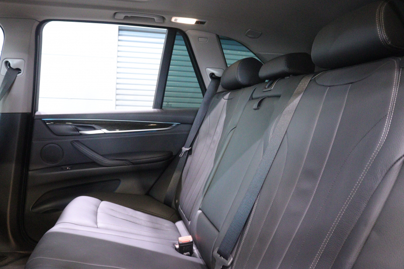 BMW X5 xDrive 35d Xﾗｲﾝ ｾﾚｸﾄPKG　ﾄﾞﾗｲﾋﾞﾝｸﾞｱｼｽﾄﾌﾟﾗｽ ACC 黒革 ﾊﾟﾉﾗﾏｻﾝﾙｰﾌ 第5世代iDriveﾅﾋﾞ 前後ｼｰﾄﾋｰﾀｰ ﾗﾝﾊﾞｰｻﾎﾟｰﾄ ｿﾌﾄｸﾛｰｽﾞﾄﾞｱ LEDﾍｯﾄﾞﾗｲﾄ ACC 360ｶﾒﾗ ｺﾝﾌｫｰﾄｱｸｾｽ Xﾗｲﾝ専用ｴｸｽﾃﾘｱ　2年保証