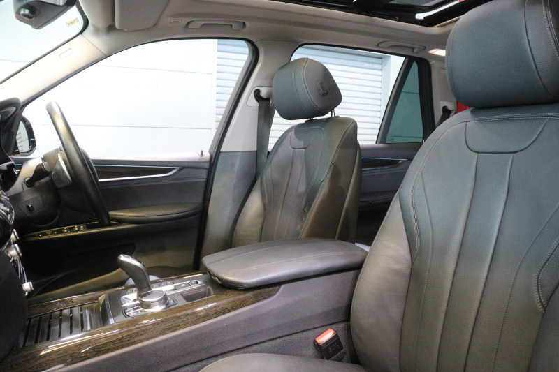 BMW X5 xDrive 35d Xﾗｲﾝ ｾﾚｸﾄPKG　ﾄﾞﾗｲﾋﾞﾝｸﾞｱｼｽﾄﾌﾟﾗｽ ACC 黒革 ﾊﾟﾉﾗﾏｻﾝﾙｰﾌ 第5世代iDriveﾅﾋﾞ 前後ｼｰﾄﾋｰﾀｰ ﾗﾝﾊﾞｰｻﾎﾟｰﾄ ｿﾌﾄｸﾛｰｽﾞﾄﾞｱ LEDﾍｯﾄﾞﾗｲﾄ ACC 360ｶﾒﾗ ｺﾝﾌｫｰﾄｱｸｾｽ Xﾗｲﾝ専用ｴｸｽﾃﾘｱ　2年保証