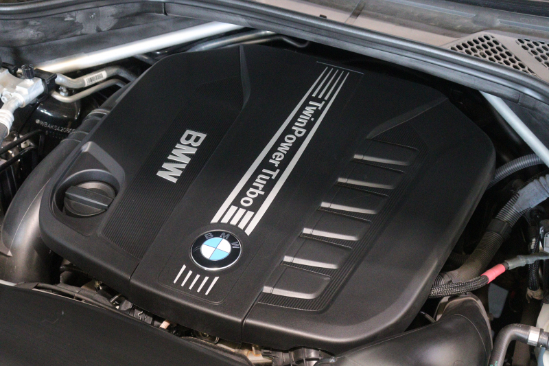 BMW X5 xDrive 35d Xﾗｲﾝ ｾﾚｸﾄPKG　ﾄﾞﾗｲﾋﾞﾝｸﾞｱｼｽﾄﾌﾟﾗｽ ACC 黒革 ﾊﾟﾉﾗﾏｻﾝﾙｰﾌ 第5世代iDriveﾅﾋﾞ 前後ｼｰﾄﾋｰﾀｰ ﾗﾝﾊﾞｰｻﾎﾟｰﾄ ｿﾌﾄｸﾛｰｽﾞﾄﾞｱ LEDﾍｯﾄﾞﾗｲﾄ ACC 360ｶﾒﾗ ｺﾝﾌｫｰﾄｱｸｾｽ Xﾗｲﾝ専用ｴｸｽﾃﾘｱ　2年保証