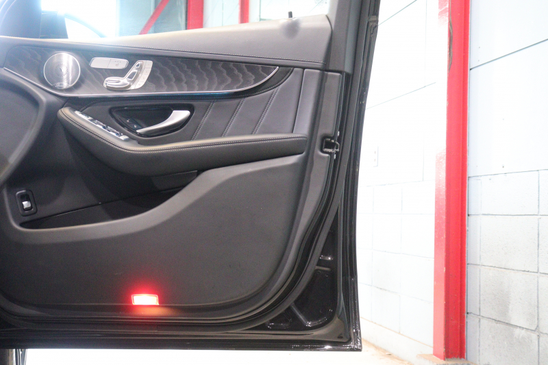 AMG GLC GLC63 4MATIC+ ﾚｻﾞｰｴｸｽｸﾙｰｼﾌﾞPKG ﾚｰﾀﾞｰSP　黒ﾅｯﾊﾟ革 ﾊﾟﾉﾗﾏｻﾝﾙｰﾌ 8.4ｲﾝﾁﾜｲﾄﾞﾅﾋﾞ ﾌﾙｾｸﾞTV Burmesterｻｳﾝﾄﾞ ﾍｯﾄﾞｱｯﾌﾟﾃﾞｨｽﾌﾟﾚｲ LEDﾍｯﾄﾞﾗｲﾄ 自動ﾘｱｹﾞｰﾄ AMGﾗｲﾄﾞｺﾝﾄﾛｰﾙｻｽ AMGｴｱﾛ&20ｲﾝﾁAW　2年保証