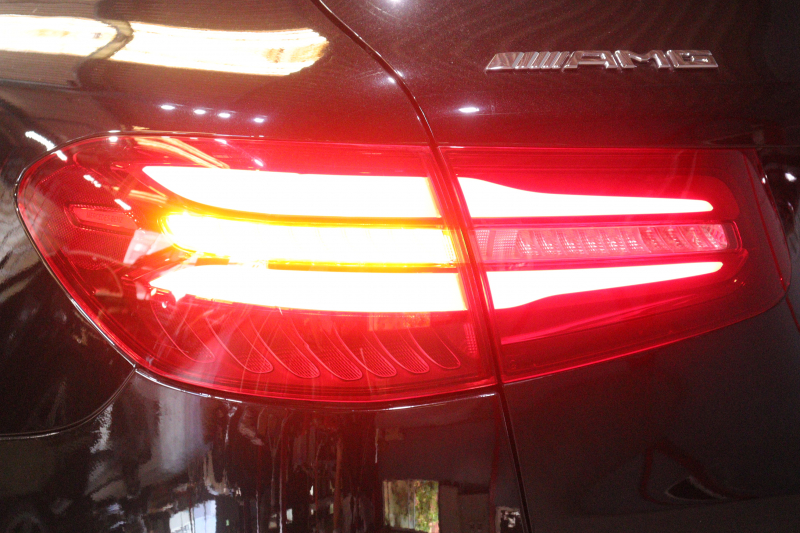 AMG GLC GLC63 4MATIC+ ﾚｻﾞｰｴｸｽｸﾙｰｼﾌﾞPKG ﾚｰﾀﾞｰSP　黒ﾅｯﾊﾟ革 ﾊﾟﾉﾗﾏｻﾝﾙｰﾌ 8.4ｲﾝﾁﾜｲﾄﾞﾅﾋﾞ ﾌﾙｾｸﾞTV Burmesterｻｳﾝﾄﾞ ﾍｯﾄﾞｱｯﾌﾟﾃﾞｨｽﾌﾟﾚｲ LEDﾍｯﾄﾞﾗｲﾄ 自動ﾘｱｹﾞｰﾄ AMGﾗｲﾄﾞｺﾝﾄﾛｰﾙｻｽ AMGｴｱﾛ&20ｲﾝﾁAW　2年保証