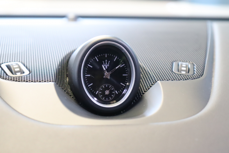 マセラティ レヴァンテ S　1ｵｰﾅｰ  ﾀﾝﾚｻﾞｰｼｰﾄ 全席ｼｰﾄﾋｰﾀｰ ﾊﾟﾉﾗﾏｻﾝﾙｰﾌ 8.4ｲﾝﾁﾅﾋﾞ Bowers&Wilkinsｻｳﾝﾄﾞ CarPlay Bluetooth ﾌﾙｾｸﾞTV ﾌﾟｯｼｭｽﾀｰﾄ ACC ﾚｰﾝｾﾝｽ 360ｶﾒﾗ ｷｾﾉﾝﾍｯﾄﾞﾗｲﾄ 自動ﾘｱｹﾞｰﾄ 21ｲﾝﾁｱﾝﾃｰｵAW 可変ﾊﾞﾙﾌﾞﾏﾌﾗｰ　2年保証