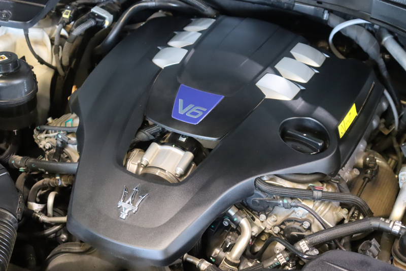 マセラティ レヴァンテ S　1ｵｰﾅｰ  ﾀﾝﾚｻﾞｰｼｰﾄ 全席ｼｰﾄﾋｰﾀｰ ﾊﾟﾉﾗﾏｻﾝﾙｰﾌ 8.4ｲﾝﾁﾅﾋﾞ Bowers&Wilkinsｻｳﾝﾄﾞ CarPlay Bluetooth ﾌﾙｾｸﾞTV ﾌﾟｯｼｭｽﾀｰﾄ ACC ﾚｰﾝｾﾝｽ 360ｶﾒﾗ ｷｾﾉﾝﾍｯﾄﾞﾗｲﾄ 自動ﾘｱｹﾞｰﾄ 21ｲﾝﾁｱﾝﾃｰｵAW 可変ﾊﾞﾙﾌﾞﾏﾌﾗｰ　2年保証