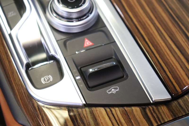 マセラティ レヴァンテ S　1ｵｰﾅｰ  ﾀﾝﾚｻﾞｰｼｰﾄ 全席ｼｰﾄﾋｰﾀｰ ﾊﾟﾉﾗﾏｻﾝﾙｰﾌ 8.4ｲﾝﾁﾅﾋﾞ Bowers&Wilkinsｻｳﾝﾄﾞ CarPlay Bluetooth ﾌﾙｾｸﾞTV ﾌﾟｯｼｭｽﾀｰﾄ ACC ﾚｰﾝｾﾝｽ 360ｶﾒﾗ ｷｾﾉﾝﾍｯﾄﾞﾗｲﾄ 自動ﾘｱｹﾞｰﾄ 21ｲﾝﾁｱﾝﾃｰｵAW 可変ﾊﾞﾙﾌﾞﾏﾌﾗｰ　2年保証