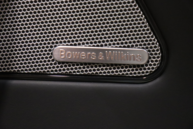 マセラティ レヴァンテ S　1ｵｰﾅｰ  ﾀﾝﾚｻﾞｰｼｰﾄ 全席ｼｰﾄﾋｰﾀｰ ﾊﾟﾉﾗﾏｻﾝﾙｰﾌ 8.4ｲﾝﾁﾅﾋﾞ Bowers&Wilkinsｻｳﾝﾄﾞ CarPlay Bluetooth ﾌﾙｾｸﾞTV ﾌﾟｯｼｭｽﾀｰﾄ ACC ﾚｰﾝｾﾝｽ 360ｶﾒﾗ ｷｾﾉﾝﾍｯﾄﾞﾗｲﾄ 自動ﾘｱｹﾞｰﾄ 21ｲﾝﾁｱﾝﾃｰｵAW 可変ﾊﾞﾙﾌﾞﾏﾌﾗｰ　2年保証