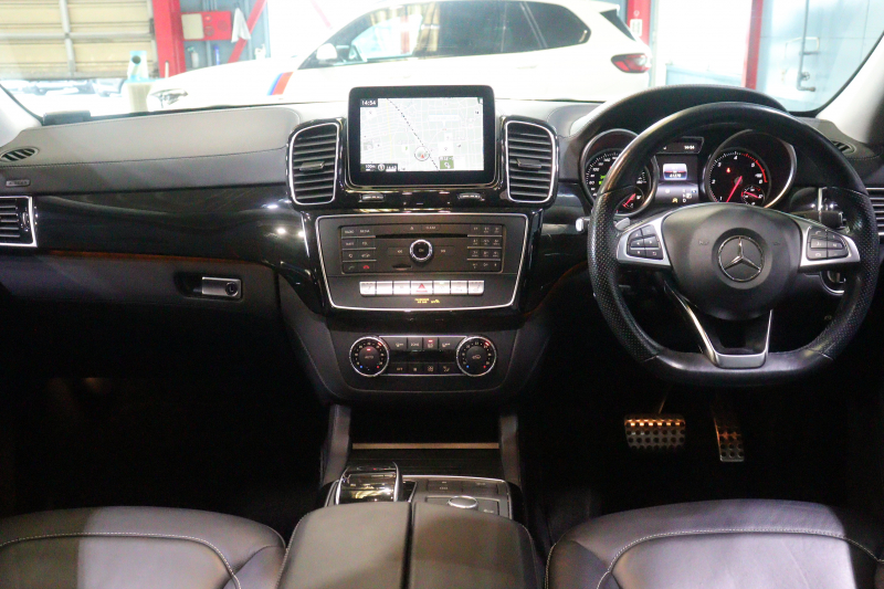 メルセデスベンツ GLE GLE350d 4MATIC ｽﾎﾟｰﾂ ﾚｰﾀﾞｰSP　黒ﾅｯﾊﾟ革 全席ｼｰﾄﾋｰﾀｰ ﾊﾟﾉﾗﾏｻﾝﾙｰﾌ 8ｲﾝﾁﾜｲﾄﾞﾅﾋﾞ ﾌﾙｾｸﾞTV harman/kardonｻｳﾝﾄﾞ CarPlay 360ｶﾒﾗ LEDﾍｯﾄﾞﾗｲﾄ 自動ﾘｱｹﾞｰﾄ AMGｴｱﾛ&20ｲﾝﾁｱﾙﾐ　2年保証