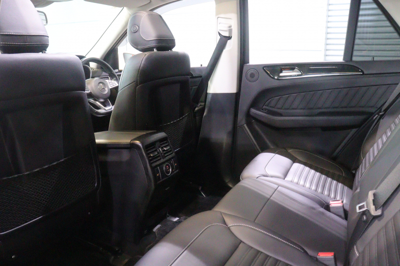 メルセデスベンツ GLE GLE350d 4MATIC ｽﾎﾟｰﾂ ﾚｰﾀﾞｰSP　黒ﾅｯﾊﾟ革 全席ｼｰﾄﾋｰﾀｰ ﾊﾟﾉﾗﾏｻﾝﾙｰﾌ 8ｲﾝﾁﾜｲﾄﾞﾅﾋﾞ ﾌﾙｾｸﾞTV harman/kardonｻｳﾝﾄﾞ CarPlay 360ｶﾒﾗ LEDﾍｯﾄﾞﾗｲﾄ 自動ﾘｱｹﾞｰﾄ AMGｴｱﾛ&20ｲﾝﾁｱﾙﾐ　2年保証