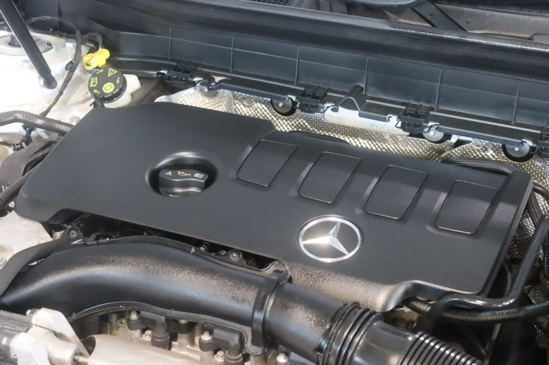 メルセデスベンツ GLB GLB250 4MATIC ｽﾎﾟｰﾂ ﾅｲﾄPKG ﾚｰﾀﾞｰSP　黒本革 10.25ｲﾝﾁﾜｲﾄﾞﾅﾋﾞ&ｺｸﾋﾟｯﾄﾃﾞｨｽﾌﾟﾚｲ 360ｶﾒﾗ ｱｸﾃｨﾌﾞｸﾙｺﾝ ﾚｰﾝｷｰﾌﾟ ﾚｰﾝﾁｪﾝｼﾞ ﾏﾙﾁﾋﾞｰﾑLED 専用ｴｱﾛ&20ｲﾝﾁｱﾙﾐ 　2年保証