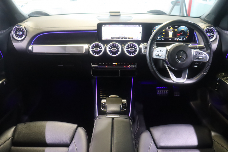 メルセデスベンツ GLB GLB250 4MATIC ｽﾎﾟｰﾂ ﾅｲﾄPKG ﾚｰﾀﾞｰSP　黒本革 10.25ｲﾝﾁﾜｲﾄﾞﾅﾋﾞ&ｺｸﾋﾟｯﾄﾃﾞｨｽﾌﾟﾚｲ 360ｶﾒﾗ ｱｸﾃｨﾌﾞｸﾙｺﾝ ﾚｰﾝｷｰﾌﾟ ﾚｰﾝﾁｪﾝｼﾞ ﾏﾙﾁﾋﾞｰﾑLED 専用ｴｱﾛ&20ｲﾝﾁｱﾙﾐ 　2年保証