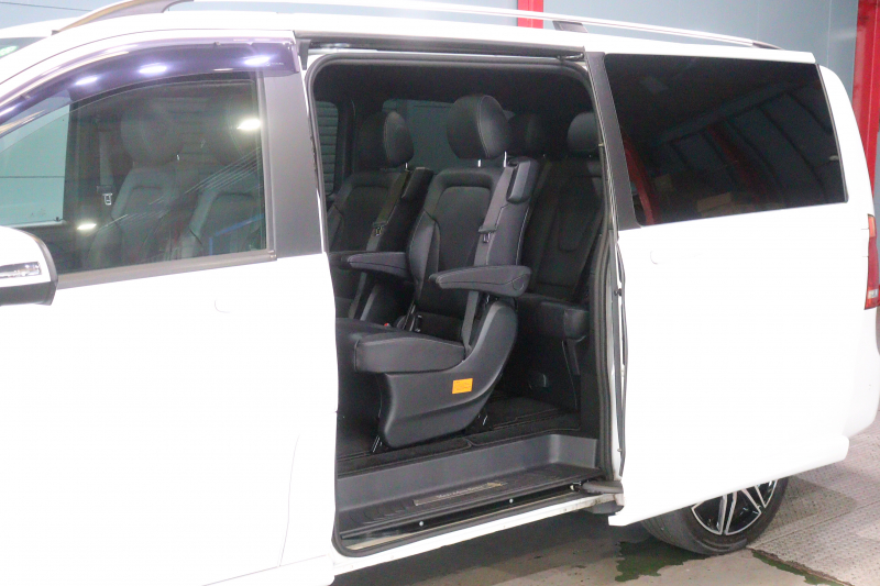 メルセデスベンツ Vクラス V220d ｱﾊﾞﾝｷﾞｬﾙﾄﾞ ﾛﾝｸﾞ AMGﾗｲﾝ ﾚｰﾀﾞｰSP　後期 黒本革 ﾊﾟﾉﾗﾏｻﾝﾙｰﾌ 10.25ｲﾝﾁﾜｲﾄﾞﾅﾋﾞ Burmesterｻｳﾝﾄﾞ 360ｶﾒﾗ ｱｸﾃｨﾌﾞｸﾙｺﾝ ﾚｰﾝｷｰﾌﾟ ｼｰﾄﾋｰﾀｰ AMGｴｱﾛ&19ｲﾝﾁｱﾙﾐﾎｲｰﾙ　2年保証