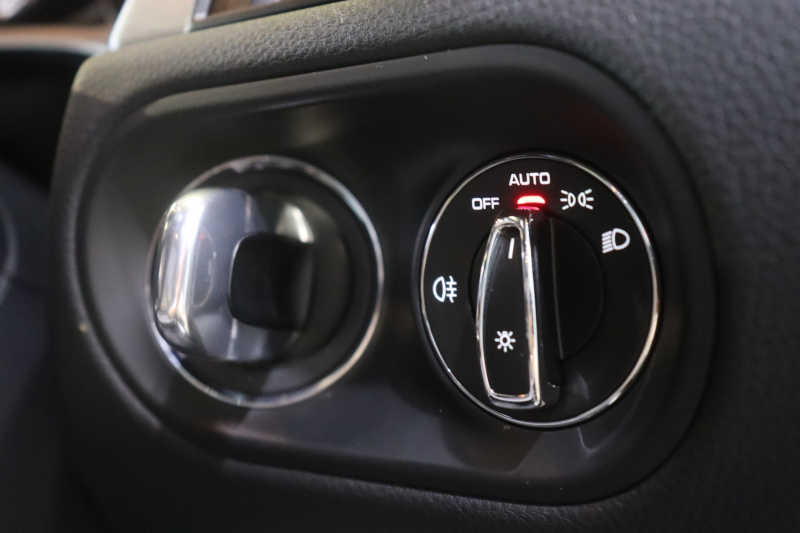 ポルシェ マカン S ｽﾎﾟｰﾂｸﾛﾉPKG　後期 PASM ｴﾝﾄﾘｰﾄﾞﾗｲﾌﾞ 黒本革ｼｰﾄ ﾊﾟﾉﾗﾏｻﾝﾙｰﾌ MC後PCMﾅﾋﾞ CarPlay ｱｸﾃｨﾌﾞｸﾙｺﾝ ﾚｰﾝﾁｪﾝｼﾞ LEDﾍｯﾄﾞﾗｲﾄ 360ｶﾒﾗ ﾌﾙｾｸﾞTV 21ｲﾝﾁｽﾎﾟｰﾂｸﾗｼｯｸﾎｲｰﾙ ｽﾎﾟｰﾂﾃｰﾙﾊﾟｲﾌﾟ　2年保証