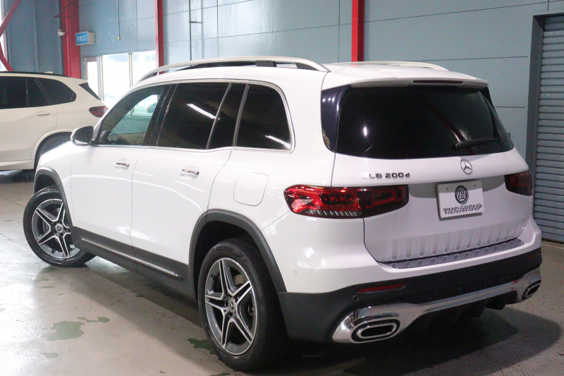 メルセデスベンツ GLB GLB200d AMGﾚｻﾞｰｴｸｽｸﾙｰｼﾌﾞ&ｱﾄﾞﾊﾞﾝｽﾄﾞP ﾚｰﾀﾞｰSP　本革(灰/黒) ﾊﾟﾉﾗﾏｻﾝﾙｰﾌ 10.25ｲﾝﾁﾜｲﾄﾞﾅﾋﾞ&ｺｸﾋﾟｯﾄﾃﾞｨｽﾌﾟﾚｲ ｱﾄﾞﾊﾞﾝｽﾄﾞｻｳﾝﾄﾞ ﾏﾙﾁﾋﾞｰﾑLED 360ｶﾒﾗ ﾏﾙﾁｶﾗｰｱﾝﾋﾞｴﾝﾄﾗｲﾄ(64色) AMGｴｱﾛ&19ｲﾝﾁAW　2年保証