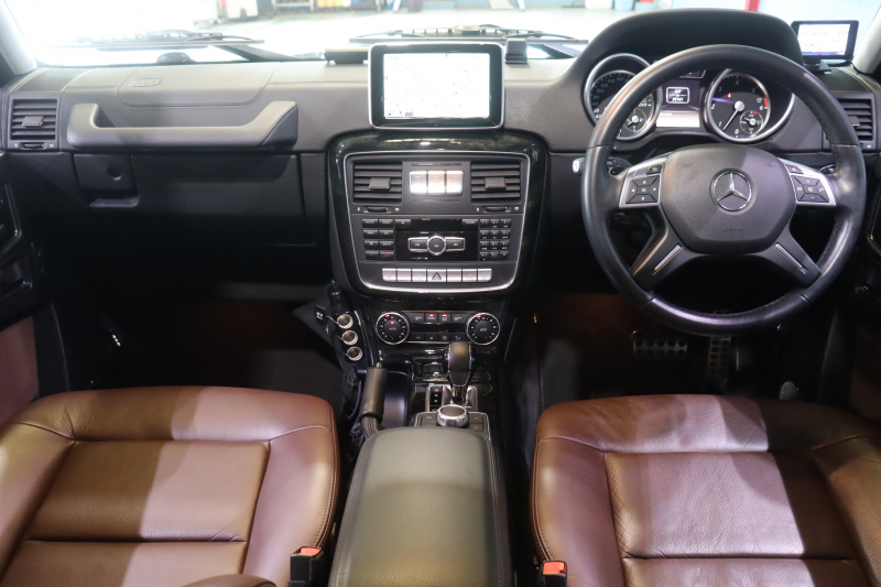 メルセデスベンツ Gクラス G350ﾌﾞﾙｰﾃｯｸ ﾗｸﾞｼﾞｭｱﾘｰP　茶革 ｻﾝﾙｰﾌ 7ｲﾝﾁﾜｲﾄﾞﾅﾋﾞ ﾌﾙｾｸﾞTV harman/kardonｻｳﾝﾄﾞ ｱｸﾃｨﾌﾞｸﾙｺﾝ ﾌﾞﾗｲﾝﾄﾞｽﾎﾟｯﾄｱｼｽﾄ ﾊﾞｯｸｶﾒﾗ 前後席ｼｰﾄﾋｰﾀｰ ｵｰﾊﾞｰﾌｪﾝﾀﾞｰ G65ﾃﾞｻﾞｲﾝ20ｲﾝﾁｱﾙﾐﾎｲｰﾙ　2年保証
