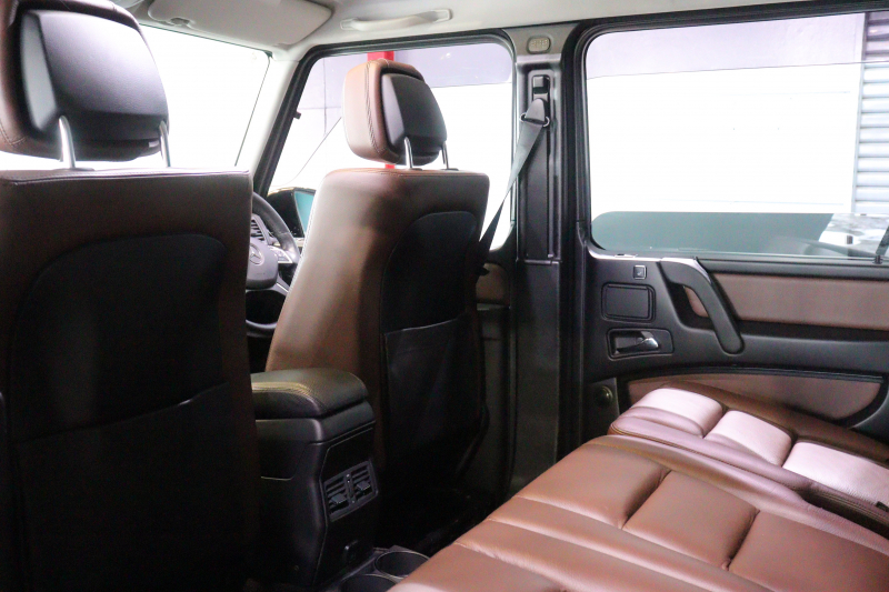 メルセデスベンツ Gクラス G350ﾌﾞﾙｰﾃｯｸ ﾗｸﾞｼﾞｭｱﾘｰP　茶革 ｻﾝﾙｰﾌ 7ｲﾝﾁﾜｲﾄﾞﾅﾋﾞ ﾌﾙｾｸﾞTV harman/kardonｻｳﾝﾄﾞ ｱｸﾃｨﾌﾞｸﾙｺﾝ ﾌﾞﾗｲﾝﾄﾞｽﾎﾟｯﾄｱｼｽﾄ ﾊﾞｯｸｶﾒﾗ 前後席ｼｰﾄﾋｰﾀｰ ｵｰﾊﾞｰﾌｪﾝﾀﾞｰ G65ﾃﾞｻﾞｲﾝ20ｲﾝﾁｱﾙﾐﾎｲｰﾙ　2年保証