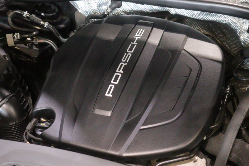 ポルシェ マカン ｽﾎﾟｰﾂｸﾛﾉP　PASM ｱﾙｶﾝﾀｰﾗｺﾝﾋﾞｼｰﾄ(ﾌﾞﾗｯｸ) 8way電動ｼｰﾄ ｼｰﾄﾋｰﾀｰ PCMﾅﾋﾞ CarPlay ﾚｰﾝﾃﾞｨﾊﾟｰﾁｬｳｫｰﾆﾝｸﾞ ｷｾﾉﾝﾗｲﾄ ﾊﾞｯｸ&ｻｲﾄﾞｶﾒﾗ SPORT+ﾓｰﾄﾞ 19ｲﾝﾁﾏｶﾝﾀｰﾎﾞｱﾙﾐﾎｲｰﾙ　2年保証