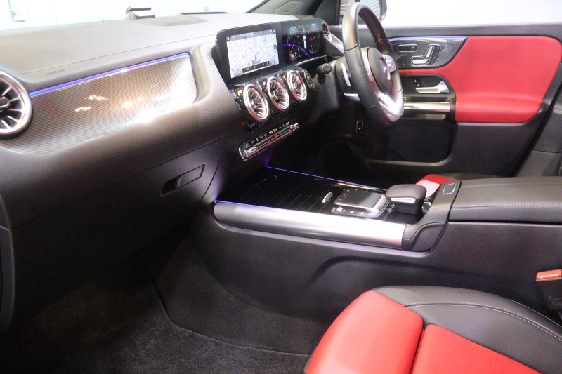 メルセデスベンツ GLA GLA200d 4MATIC AMGﾗｲﾝ AMGﾚｻﾞｰｴｸｽｸﾙｰｼﾌﾞ&ｱﾄﾞﾊﾞﾝｽﾄﾞ&ﾅﾋﾞｹﾞｰｼｮﾝPKG ﾚｰﾀﾞｰSP　黒/赤本革 ﾊﾟﾉﾗﾏｻﾝﾙｰﾌ 10.25ｲﾝﾁﾜｲﾄﾞﾅﾋﾞ ﾌﾙｾｸﾞTV ACC ｱﾄﾞﾊﾞﾝｽﾄﾞｻｳﾝﾄﾞ ｷｰﾚｽｺﾞｰ 360ｶﾒﾗ ﾏﾙﾁﾋﾞｰﾑLED AMGｴｱﾛ&19AW　2年保証