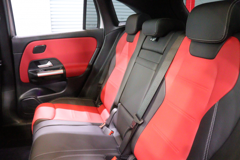 メルセデスベンツ GLA GLA200d 4MATIC AMGﾗｲﾝ AMGﾚｻﾞｰｴｸｽｸﾙｰｼﾌﾞ&ｱﾄﾞﾊﾞﾝｽﾄﾞ&ﾅﾋﾞｹﾞｰｼｮﾝPKG ﾚｰﾀﾞｰSP　黒/赤本革 ﾊﾟﾉﾗﾏｻﾝﾙｰﾌ 10.25ｲﾝﾁﾜｲﾄﾞﾅﾋﾞ ﾌﾙｾｸﾞTV ACC ｱﾄﾞﾊﾞﾝｽﾄﾞｻｳﾝﾄﾞ ｷｰﾚｽｺﾞｰ 360ｶﾒﾗ ﾏﾙﾁﾋﾞｰﾑLED AMGｴｱﾛ&19AW　2年保証