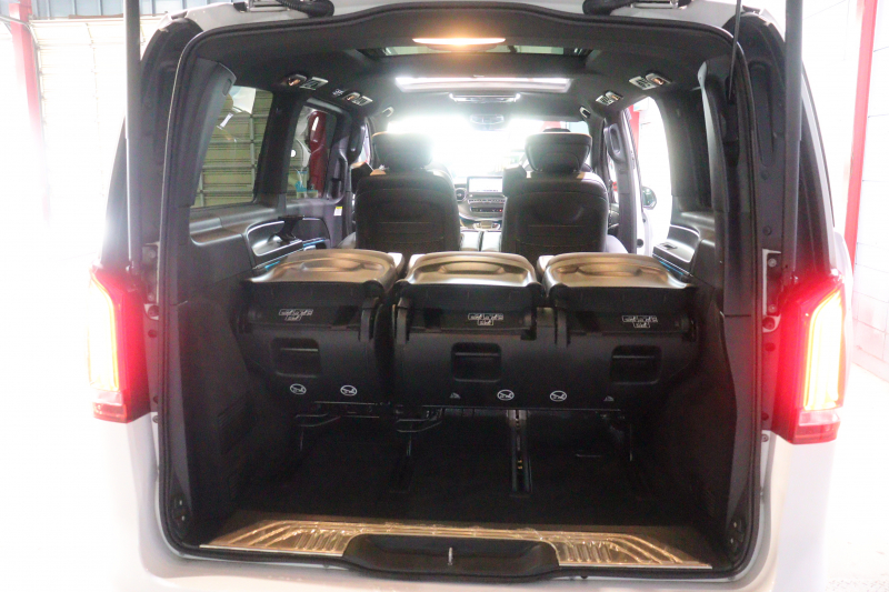 メルセデスベンツ Vクラス V220d ｱﾊﾞﾝｷﾞｬﾙﾄﾞ ﾛﾝｸﾞ AMGﾗｲﾝ ｴｸｽｸﾙｰｼﾌﾞｼｰﾄP ﾚｰﾀﾞｰSP　1ｵｰﾅｰ 後期 黒本革 2列目ｴｸｽｸﾙｰｼﾌﾞｼｰﾄ ｼｰﾄﾋｰﾀｰ ﾍﾞﾝﾁﾚｰﾀｰ ﾘﾗｸｾﾞｰｼｮﾝ ﾊﾟﾉﾗﾏｻﾝﾙｰﾌ 10.25ｲﾝﾁﾜｲﾄﾞﾅﾋﾞ Burmester 360ｶﾒﾗ AMGｴｱﾛ&19ｲﾝﾁAW 9速AT　2年保証