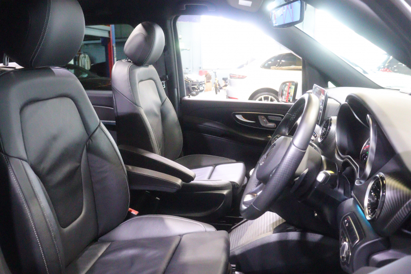 メルセデスベンツ Vクラス V220d ｱﾊﾞﾝｷﾞｬﾙﾄﾞ ﾛﾝｸﾞ AMGﾗｲﾝ ｴｸｽｸﾙｰｼﾌﾞｼｰﾄP ﾚｰﾀﾞｰSP　1ｵｰﾅｰ 後期 黒本革 2列目ｴｸｽｸﾙｰｼﾌﾞｼｰﾄ ｼｰﾄﾋｰﾀｰ ﾍﾞﾝﾁﾚｰﾀｰ ﾘﾗｸｾﾞｰｼｮﾝ ﾊﾟﾉﾗﾏｻﾝﾙｰﾌ 10.25ｲﾝﾁﾜｲﾄﾞﾅﾋﾞ Burmester 360ｶﾒﾗ AMGｴｱﾛ&19ｲﾝﾁAW 9速AT　2年保証