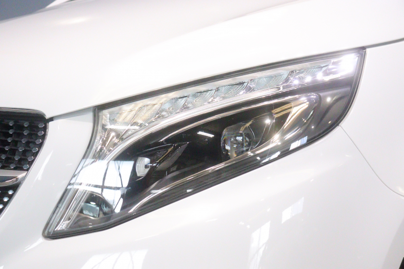 メルセデスベンツ Vクラス V220d ｱﾊﾞﾝｷﾞｬﾙﾄﾞ ﾛﾝｸﾞ AMGﾗｲﾝ ｴｸｽｸﾙｰｼﾌﾞｼｰﾄP ﾚｰﾀﾞｰSP　1ｵｰﾅｰ 後期 黒本革 2列目ｴｸｽｸﾙｰｼﾌﾞｼｰﾄ ｼｰﾄﾋｰﾀｰ ﾍﾞﾝﾁﾚｰﾀｰ ﾘﾗｸｾﾞｰｼｮﾝ ﾊﾟﾉﾗﾏｻﾝﾙｰﾌ 10.25ｲﾝﾁﾜｲﾄﾞﾅﾋﾞ Burmester 360ｶﾒﾗ AMGｴｱﾛ&19ｲﾝﾁAW 9速AT　2年保証