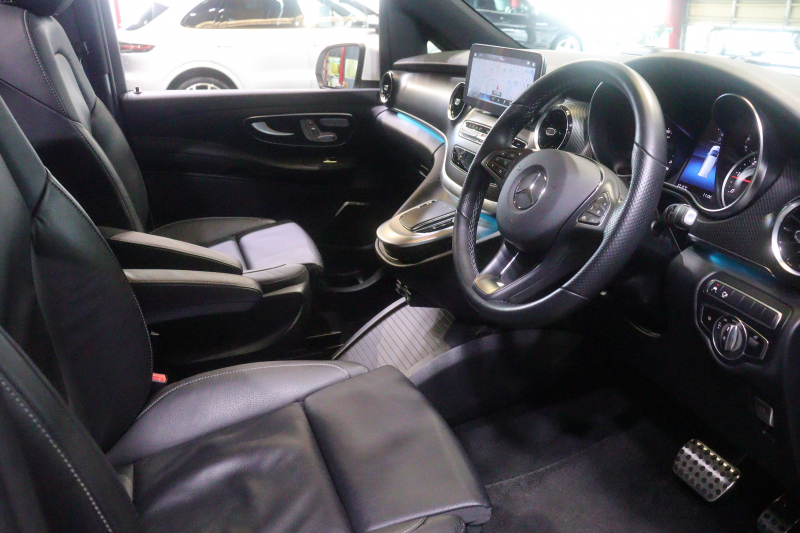 メルセデスベンツ Vクラス V220d ｱﾊﾞﾝｷﾞｬﾙﾄﾞ ﾛﾝｸﾞ AMGﾗｲﾝ ｴｸｽｸﾙｰｼﾌﾞｼｰﾄP ﾚｰﾀﾞｰSP　1ｵｰﾅｰ 後期 黒本革 2列目ｴｸｽｸﾙｰｼﾌﾞｼｰﾄ ｼｰﾄﾋｰﾀｰ ﾍﾞﾝﾁﾚｰﾀｰ ﾘﾗｸｾﾞｰｼｮﾝ ﾊﾟﾉﾗﾏｻﾝﾙｰﾌ 10.25ｲﾝﾁﾜｲﾄﾞﾅﾋﾞ Burmester 360ｶﾒﾗ AMGｴｱﾛ&19ｲﾝﾁAW 9速AT　2年保証