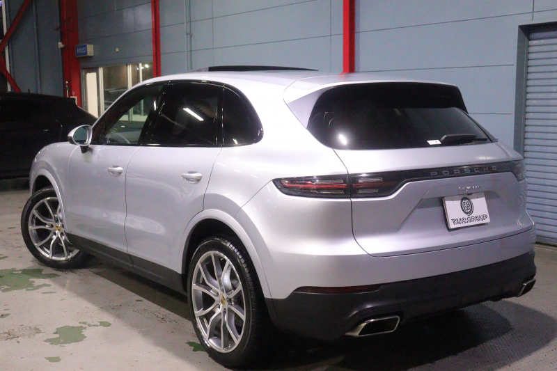 ポルシェ カイエン ｽﾎﾟｰﾂｸﾛﾉP　ﾂｰﾄﾝﾚｻﾞｰ(ｸﾞﾗﾌｧｲﾄﾌﾞﾙｰ/ｸﾚﾖﾝ) 18way電動ｼｰﾄ ﾊﾟﾉﾗﾏｻﾝﾙｰﾌ PCMﾅﾋﾞ CarPlay BOSEｻｳﾝﾄﾞ ｿﾌﾄｸﾛｰｽﾞﾄﾞｱ PDLS付きLED ACC ﾚｰﾝﾁｪﾝｼﾞ ｽﾃｱﾘﾝｸﾞﾋｰﾀｰ ｱﾝﾋﾞｴﾝﾄﾗｲﾄ 21ｲﾝﾁｶｲｴﾝｴｸｽｸﾙｰｼﾌﾞｱﾙﾐ　2年保証