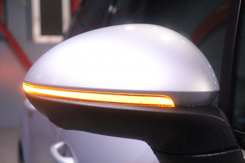 ポルシェ カイエン ｽﾎﾟｰﾂｸﾛﾉP　ﾂｰﾄﾝﾚｻﾞｰ(ｸﾞﾗﾌｧｲﾄﾌﾞﾙｰ/ｸﾚﾖﾝ) 18way電動ｼｰﾄ ﾊﾟﾉﾗﾏｻﾝﾙｰﾌ PCMﾅﾋﾞ CarPlay BOSEｻｳﾝﾄﾞ ｿﾌﾄｸﾛｰｽﾞﾄﾞｱ PDLS付きLED ACC ﾚｰﾝﾁｪﾝｼﾞ ｽﾃｱﾘﾝｸﾞﾋｰﾀｰ ｱﾝﾋﾞｴﾝﾄﾗｲﾄ 21ｲﾝﾁｶｲｴﾝｴｸｽｸﾙｰｼﾌﾞｱﾙﾐ　2年保証