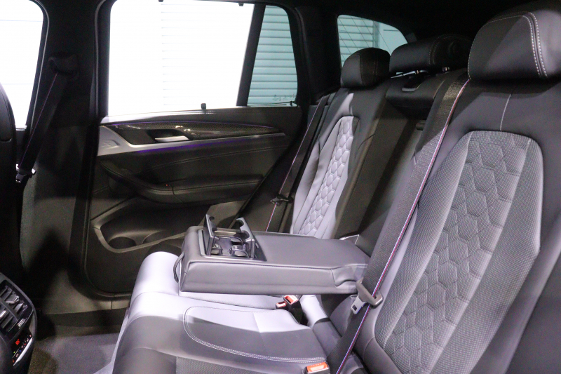 BMW X3 M ｺﾝﾍﾟﾃｨｼｮﾝ　ﾄﾞﾗｲﾋﾞﾝｸﾞｱｼｽﾄﾌﾟﾗｽ ACC Mｽﾎﾟｰﾂｼｰﾄ(ｴｸｽﾃﾝﾄﾞﾚｻﾞｰﾒﾘﾉ/ｱﾙｶﾝﾀﾗｺﾝﾋﾞ) 第6世代iDriveﾅﾋﾞ harman/kardonｻｳﾝﾄﾞ ﾍｯﾄﾞｱｯﾌﾟD ｱﾀﾞﾌﾟﾃｨﾌﾞLED Mｽﾎﾟｰﾂｴｷｿﾞｰｽﾄ 専用ｴｸｽﾃﾘｱ 21ｲﾝﾁAW 　2年保証