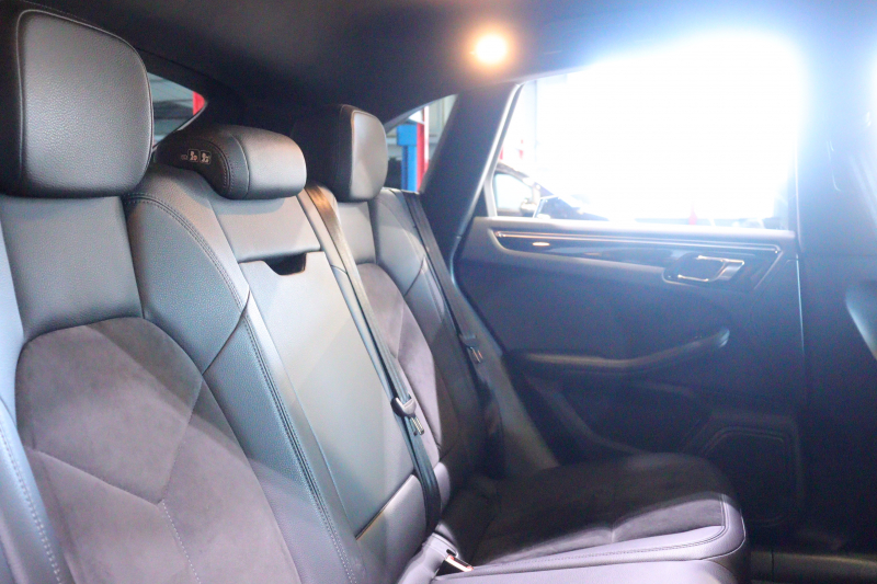 ポルシェ マカン S ｽﾎﾟｰﾂｸﾛﾉP　1ｵｰﾅｰ MY20 後期 ｴﾝﾄﾘｰﾄﾞﾗｲﾌﾞ 黒半革ｼｰﾄ MC後PCMﾅﾋﾞ CarPlay ｱｸﾃｨﾌﾞｸﾙｺﾝ ﾚｰﾝｷｰﾌﾟｱｼｽﾄ ﾚｰﾝﾁｪﾝｼﾞ LEDﾍｯﾄﾞﾗｲﾄ 360ｶﾒﾗ 21ｲﾝﾁｽﾎﾟｰﾂｸﾗｼｯｸﾎｲｰﾙ ｽﾎﾟｰﾂﾃｰﾙﾊﾟｲﾌﾟ　2年保証