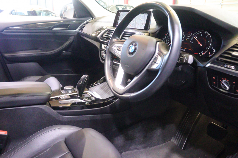 BMW X3 xDrive 20 Xﾗｲﾝ ﾊｲﾗｲﾝP　ﾄﾞﾗｲﾋﾞﾝｸﾞｱｼｽﾄﾌﾟﾗｽ ｳﾞｧｰﾈｽｶﾚｻﾞｰ(ﾌﾞﾗｯｸ) ﾊﾟﾉﾗﾏｻﾝﾙｰﾌ 第6世代iDriveﾅﾋﾞ 360ｶﾒﾗ ｱﾀﾞﾌﾟﾃｨﾌﾞLED 全席ﾋｰﾀｰ ﾗﾝﾊﾞｰｻﾎﾟｰﾄ ﾍｯﾄﾞｱｯﾌﾟﾃﾞｨｽﾌﾟﾚｲ 19ｲﾝﾁYｽﾎﾟｰｸｱﾙﾐ　2年保証