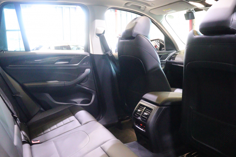 BMW X3 xDrive 20 Xﾗｲﾝ ﾊｲﾗｲﾝP　ﾄﾞﾗｲﾋﾞﾝｸﾞｱｼｽﾄﾌﾟﾗｽ ｳﾞｧｰﾈｽｶﾚｻﾞｰ(ﾌﾞﾗｯｸ) ﾊﾟﾉﾗﾏｻﾝﾙｰﾌ 第6世代iDriveﾅﾋﾞ 360ｶﾒﾗ ｱﾀﾞﾌﾟﾃｨﾌﾞLED 全席ﾋｰﾀｰ ﾗﾝﾊﾞｰｻﾎﾟｰﾄ ﾍｯﾄﾞｱｯﾌﾟﾃﾞｨｽﾌﾟﾚｲ 19ｲﾝﾁYｽﾎﾟｰｸｱﾙﾐ　2年保証