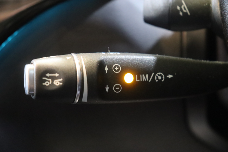 メルセデスベンツ GLE GLE350d 4MATIC ｸｰﾍﾟ ｽﾎﾟｰﾂ ﾚｰﾀﾞｰSP　1ｵｰﾅｰ 黒ﾅｯﾊﾟ革 全席ｼｰﾄﾋｰﾀｰ ｻﾝﾙｰﾌ 8ｲﾝﾁﾜｲﾄﾞﾅﾋﾞ ﾌﾙｾｸﾞTV harman/kardonｻｳﾝﾄﾞ CarPlay 360ｶﾒﾗ LEDﾍｯﾄﾞﾗｲﾄ 自動ﾘｱｹﾞｰﾄ AMGｴｱﾛ&21ｲﾝﾁｱﾙﾐ　2年保証