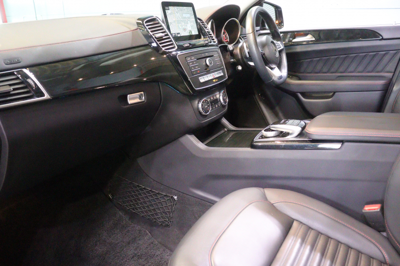 メルセデスベンツ GLE GLE350d 4MATIC ｸｰﾍﾟ ｽﾎﾟｰﾂ ﾚｰﾀﾞｰSP　1ｵｰﾅｰ 黒ﾅｯﾊﾟ革 全席ｼｰﾄﾋｰﾀｰ ｻﾝﾙｰﾌ 8ｲﾝﾁﾜｲﾄﾞﾅﾋﾞ ﾌﾙｾｸﾞTV harman/kardonｻｳﾝﾄﾞ CarPlay 360ｶﾒﾗ LEDﾍｯﾄﾞﾗｲﾄ 自動ﾘｱｹﾞｰﾄ AMGｴｱﾛ&21ｲﾝﾁｱﾙﾐ　2年保証