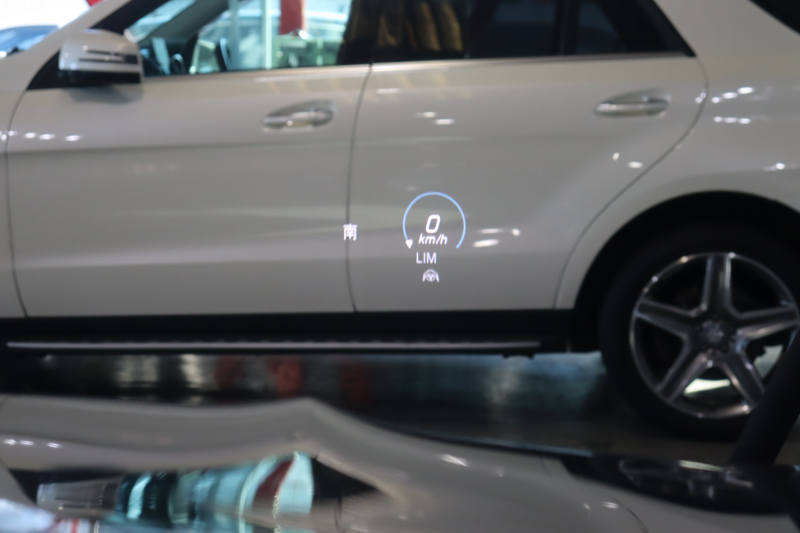 メルセデスベンツ GLB GLB200d 4MATIC AMGﾗｲﾝ AMGﾚｻﾞｰｴｸｽｸﾙｰｼﾌﾞ&ｱﾄﾞﾊﾞﾝｽﾄﾞP ﾚｰﾀﾞｰSP　ﾂｰﾄﾝﾚｻﾞｰ(赤/黒) ﾊﾟﾉﾗﾏｻﾝﾙｰﾌ 10.25ｲﾝﾁﾜｲﾄﾞﾅﾋﾞ&ｺｸﾋﾟｯﾄﾃﾞｨｽﾌﾟﾚｲ ｱﾄﾞﾊﾞﾝｽﾄﾞｻｳﾝﾄﾞ ﾏﾙﾁﾋﾞｰﾑLED ﾏﾙﾁｶﾗｰｱﾝﾋﾞｴﾝﾄﾗｲﾄ(64色) AMGｴｱﾛ　2年保証