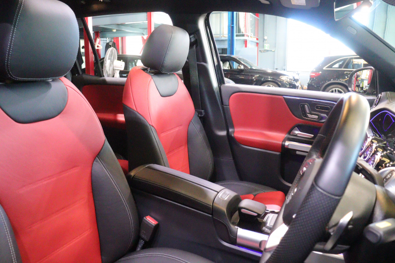 メルセデスベンツ GLB GLB200d 4MATIC AMGﾗｲﾝ AMGﾚｻﾞｰｴｸｽｸﾙｰｼﾌﾞ&ｱﾄﾞﾊﾞﾝｽﾄﾞP ﾚｰﾀﾞｰSP　ﾂｰﾄﾝﾚｻﾞｰ(赤/黒) ﾊﾟﾉﾗﾏｻﾝﾙｰﾌ 10.25ｲﾝﾁﾜｲﾄﾞﾅﾋﾞ&ｺｸﾋﾟｯﾄﾃﾞｨｽﾌﾟﾚｲ ｱﾄﾞﾊﾞﾝｽﾄﾞｻｳﾝﾄﾞ ﾏﾙﾁﾋﾞｰﾑLED ﾏﾙﾁｶﾗｰｱﾝﾋﾞｴﾝﾄﾗｲﾄ(64色) AMGｴｱﾛ　2年保証