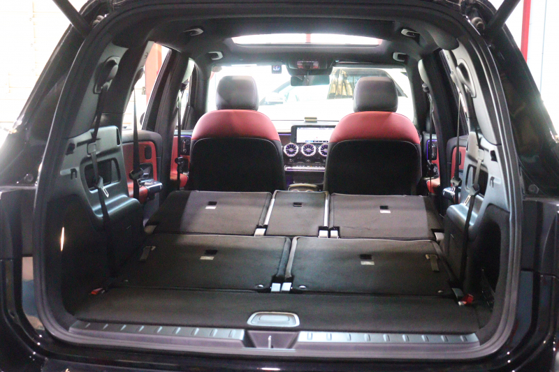 メルセデスベンツ GLB GLB200d 4MATIC AMGﾗｲﾝ AMGﾚｻﾞｰｴｸｽｸﾙｰｼﾌﾞ&ｱﾄﾞﾊﾞﾝｽﾄﾞP ﾚｰﾀﾞｰSP　ﾂｰﾄﾝﾚｻﾞｰ(赤/黒) ﾊﾟﾉﾗﾏｻﾝﾙｰﾌ 10.25ｲﾝﾁﾜｲﾄﾞﾅﾋﾞ&ｺｸﾋﾟｯﾄﾃﾞｨｽﾌﾟﾚｲ ｱﾄﾞﾊﾞﾝｽﾄﾞｻｳﾝﾄﾞ ﾏﾙﾁﾋﾞｰﾑLED ﾏﾙﾁｶﾗｰｱﾝﾋﾞｴﾝﾄﾗｲﾄ(64色) AMGｴｱﾛ　2年保証