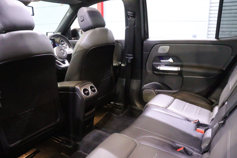 メルセデスベンツ GLB GLB200d AMGﾚｻﾞｰｴｸｽｸﾙｰｼﾌﾞ&ｱﾄﾞﾊﾞﾝｽﾄﾞ&ﾅﾋﾞｹﾞｰｼｮﾝP ﾚｰﾀﾞｰSP　ﾂｰﾄﾝﾚｻﾞｰ(灰/黒) ﾊﾟﾉﾗﾏｻﾝﾙｰﾌ 10.25ｲﾝﾁﾜｲﾄﾞﾅﾋﾞ&ｺｸﾋﾟｯﾄﾃﾞｨｽﾌﾟﾚｲ ｱﾄﾞﾊﾞﾝｽﾄﾞｻｳﾝﾄﾞ ﾏﾙﾁﾋﾞｰﾑLED 360ｶﾒﾗ ﾏﾙﾁｶﾗｰｱﾝﾋﾞｴﾝﾄ(64色) AMGｴｱﾛ　2年保証