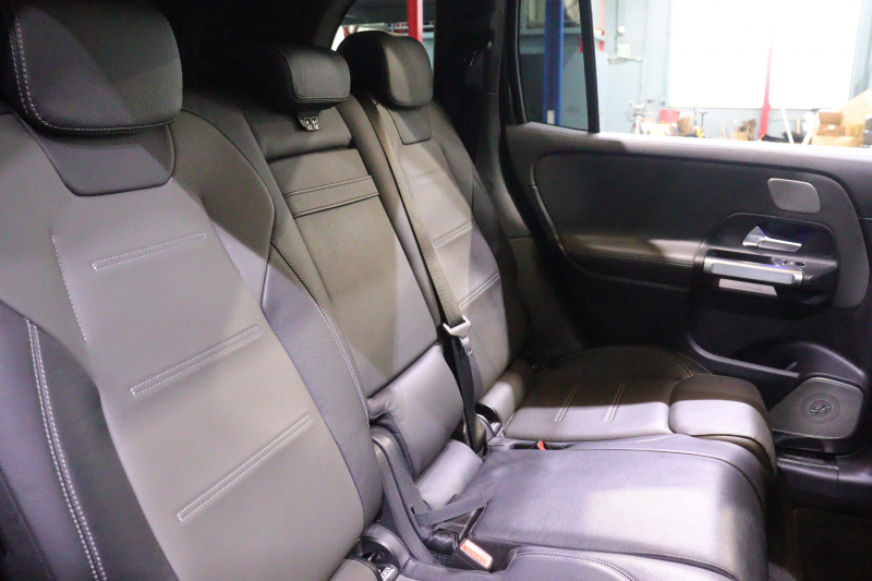 メルセデスベンツ GLB GLB200d AMGﾚｻﾞｰｴｸｽｸﾙｰｼﾌﾞ&ｱﾄﾞﾊﾞﾝｽﾄﾞ&ﾅﾋﾞｹﾞｰｼｮﾝP ﾚｰﾀﾞｰSP　ﾂｰﾄﾝﾚｻﾞｰ(灰/黒) ﾊﾟﾉﾗﾏｻﾝﾙｰﾌ 10.25ｲﾝﾁﾜｲﾄﾞﾅﾋﾞ&ｺｸﾋﾟｯﾄﾃﾞｨｽﾌﾟﾚｲ ｱﾄﾞﾊﾞﾝｽﾄﾞｻｳﾝﾄﾞ ﾏﾙﾁﾋﾞｰﾑLED 360ｶﾒﾗ ﾏﾙﾁｶﾗｰｱﾝﾋﾞｴﾝﾄ(64色) AMGｴｱﾛ　2年保証