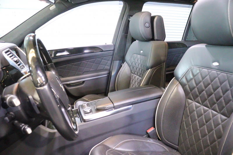 メルセデスベンツ GLクラス GL550 4MATIC AMGｴｸｽｸﾙｰｼﾌﾞ/designoｲﾝﾃﾘｱ/ｵ-ﾃﾞｨｵ&ﾋﾞｼﾞｭｱﾙP ﾚｰﾀﾞｰSP　1ｵｰﾅｰ designo専用ﾚｻﾞｰｼｰﾄ ﾊﾟﾉﾗﾏｻﾝﾙｰﾌ ﾜｲﾄﾞﾅﾋﾞ 360ｶﾒﾗ ﾘｱｴﾝﾀｰﾃｲﾒﾝﾄ ﾍﾞﾝﾁﾚｰﾀｰ harman/kardonｻｳﾝﾄﾞ AMGｴｱﾛ&21ｲﾝﾁｱﾙﾐ　2年保証