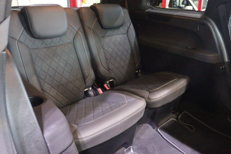 メルセデスベンツ GLクラス GL550 4MATIC AMGｴｸｽｸﾙｰｼﾌﾞ/designoｲﾝﾃﾘｱ/ｵ-ﾃﾞｨｵ&ﾋﾞｼﾞｭｱﾙP ﾚｰﾀﾞｰSP　1ｵｰﾅｰ designo専用ﾚｻﾞｰｼｰﾄ ﾊﾟﾉﾗﾏｻﾝﾙｰﾌ ﾜｲﾄﾞﾅﾋﾞ 360ｶﾒﾗ ﾘｱｴﾝﾀｰﾃｲﾒﾝﾄ ﾍﾞﾝﾁﾚｰﾀｰ harman/kardonｻｳﾝﾄﾞ AMGｴｱﾛ&21ｲﾝﾁｱﾙﾐ　2年保証