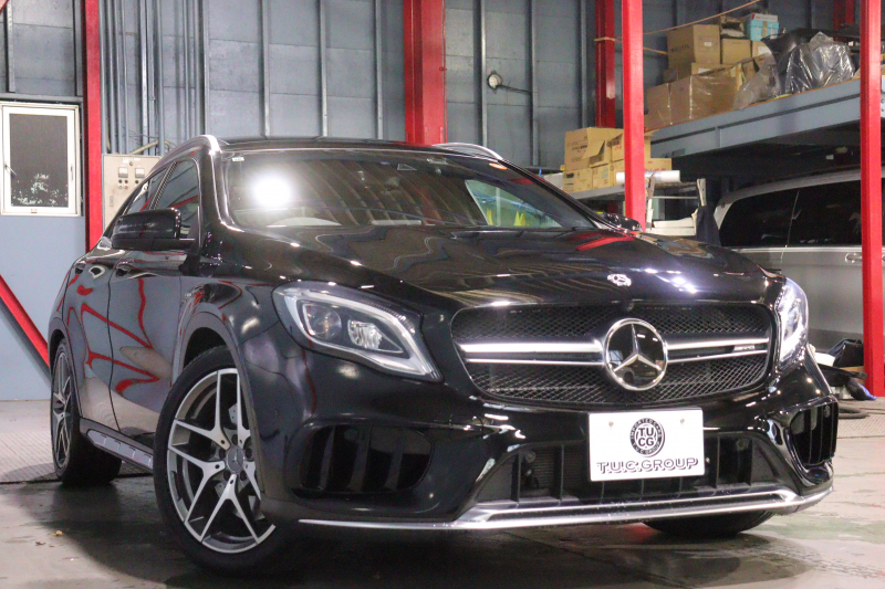 AMG GLA GLA45 4MATIC ﾚｰﾀﾞｰSP　後期ﾓﾃﾞﾙ 本革ｼｰﾄ(ﾌﾞﾗｯｸ) ﾊﾟﾉﾗﾏｻﾝﾙｰﾌ 8ｲﾝﾁﾜｲﾄﾞﾅﾋﾞ CarPlay LEDﾍｯﾄﾞﾗｲﾄ ｱｸﾃｨﾌﾞｸﾙｺﾝ 自動ﾘｱｹﾞｰﾄ AMGﾃﾞｻﾞｲﾝｲﾝﾃﾘｱﾄﾘﾑ 専用ｴｸｽﾃﾘｱ&19ｲﾝﾁｱﾙﾐ　2年保証
