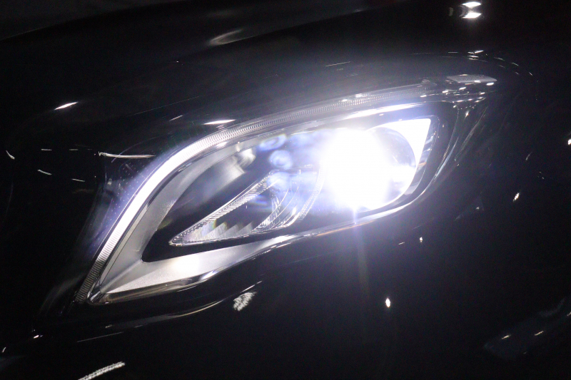 AMG GLA GLA45 4MATIC ﾚｰﾀﾞｰSP　後期ﾓﾃﾞﾙ 本革ｼｰﾄ(ﾌﾞﾗｯｸ) ﾊﾟﾉﾗﾏｻﾝﾙｰﾌ 8ｲﾝﾁﾜｲﾄﾞﾅﾋﾞ CarPlay LEDﾍｯﾄﾞﾗｲﾄ ｱｸﾃｨﾌﾞｸﾙｺﾝ 自動ﾘｱｹﾞｰﾄ AMGﾃﾞｻﾞｲﾝｲﾝﾃﾘｱﾄﾘﾑ 専用ｴｸｽﾃﾘｱ&19ｲﾝﾁｱﾙﾐ　2年保証