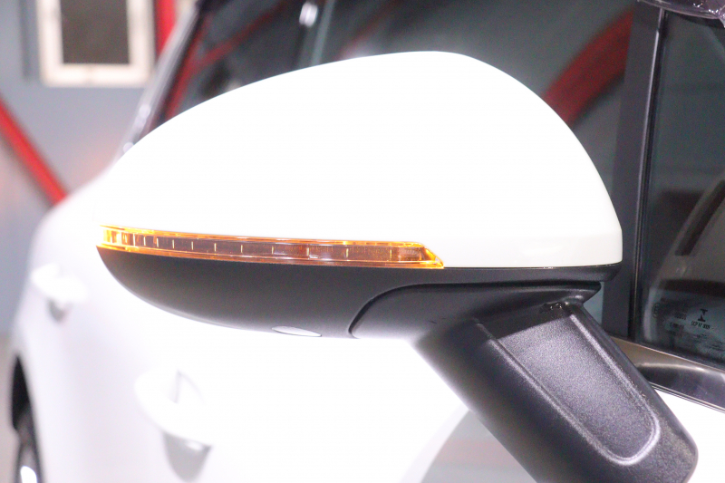 ポルシェ マカン S ｽﾎﾟｰﾂｸﾛﾉP　MY17 PASM ｴｱｻｽ ﾂｰﾄﾝﾚｻﾞｰｲﾝﾃﾘｱ(ﾚｯﾄﾞ/ﾌﾞﾗｯｸ) PCMﾅﾋﾞ 18wayメモリー付電動ｼｰﾄ ﾚｰﾝﾁｪﾝｼﾞｱｼｽﾄ ｽﾎﾟｰﾂﾃｰﾙﾊﾟｲﾌﾟ 20ｲﾝﾁﾏｶﾝｽﾎﾟｰﾂﾃﾞｻﾞｲﾝｱﾙﾐ　2年保証