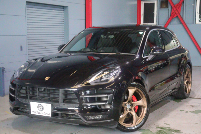 ポルシェ マカン ﾀｰﾎﾞ　MY17 PASM 黒本革 18Way電動ｼｰﾄ ｼｰﾄﾋｰﾀｰ ｱﾙｶﾝﾀｰﾗﾙｰﾌﾗｲﾅｰ PCMﾅﾋﾞ BOSEｻｳﾝﾄﾞ Car Play PDLS付LEDﾍｯﾄﾞﾗｲﾄ 360ｶﾒﾗ 21ｲﾝﾁHRE522Mｱﾙﾐ KWｻｽﾍﾟﾝｼｮﾝ　2年保証